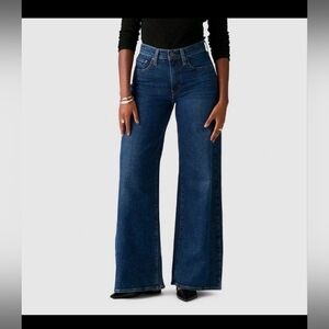 Levi's 728 High-Rise Wide Leg  Vintage Stretch Slim Through The Hip Relaxed
